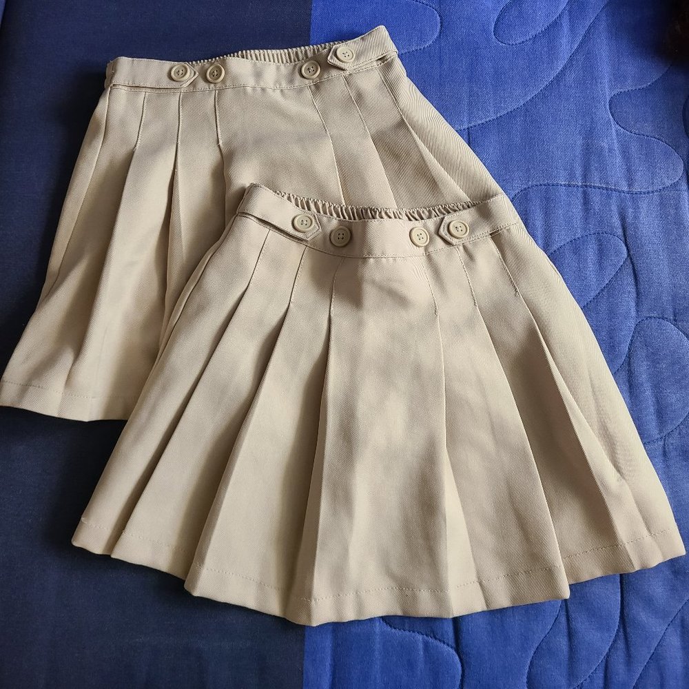 Khaki School skorts